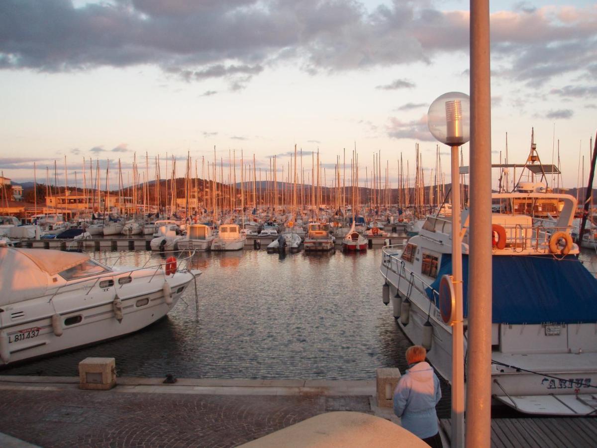 Apartamento La Provence Authentique A 30 Minutes Des Plages Collobrières Exterior foto